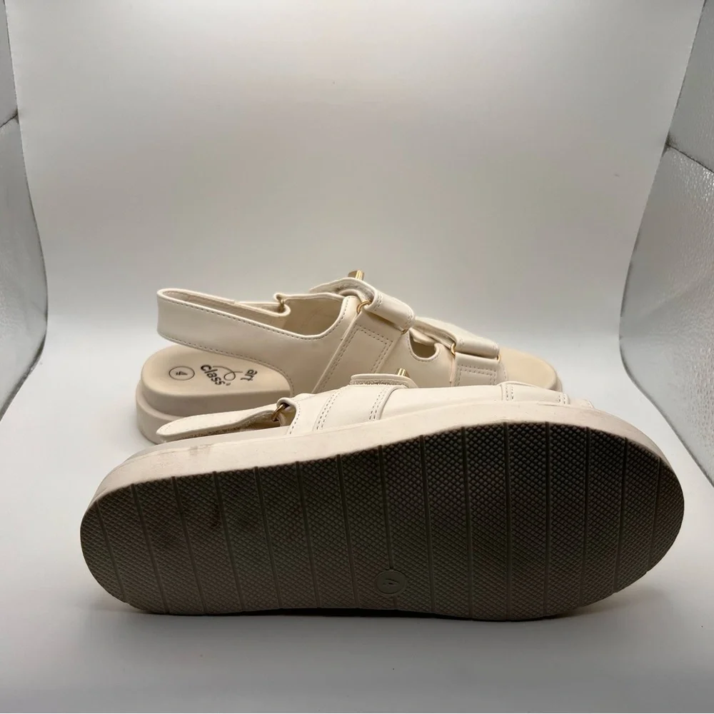 Art Class Cream Kids Sandals with Gold Buckle